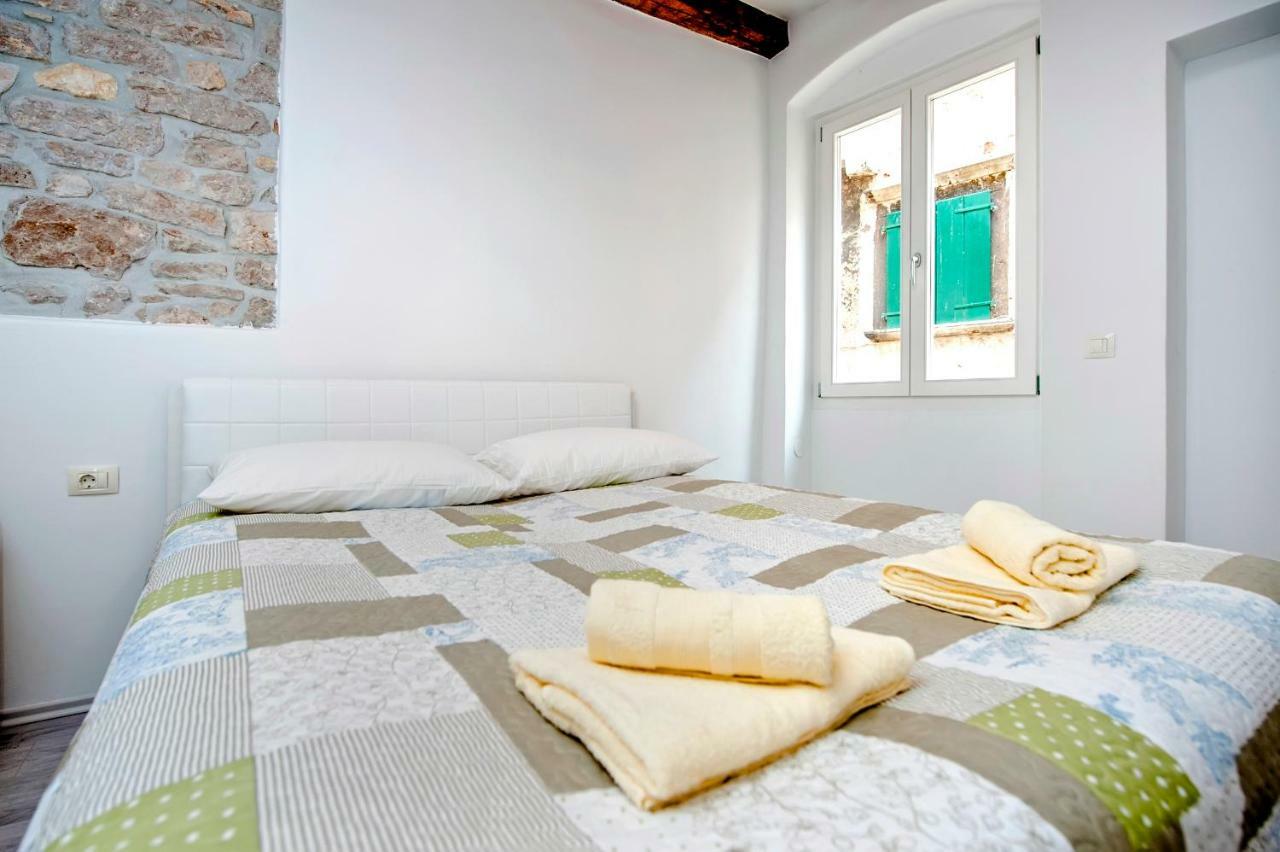 Apartment Ca' 1620 - Rosa Selvatica Rovigno Esterno foto