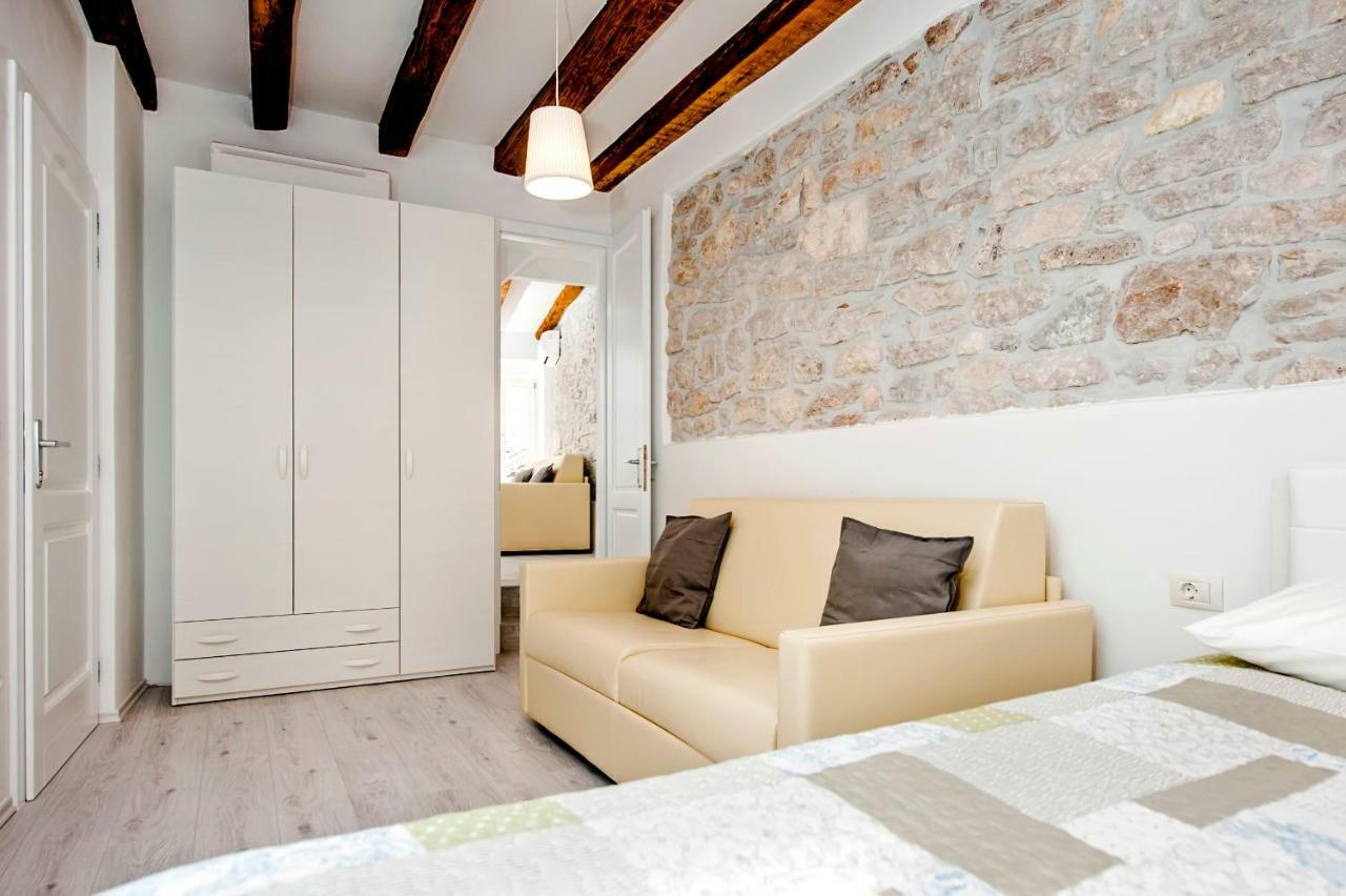 Apartment Ca' 1620 - Rosa Selvatica Rovigno Esterno foto