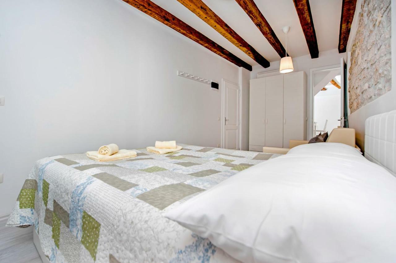 Apartment Ca' 1620 - Rosa Selvatica Rovigno Esterno foto